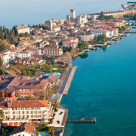 Villa Mimosa - Appartamento 1 Desenzano del Garda Exterior foto